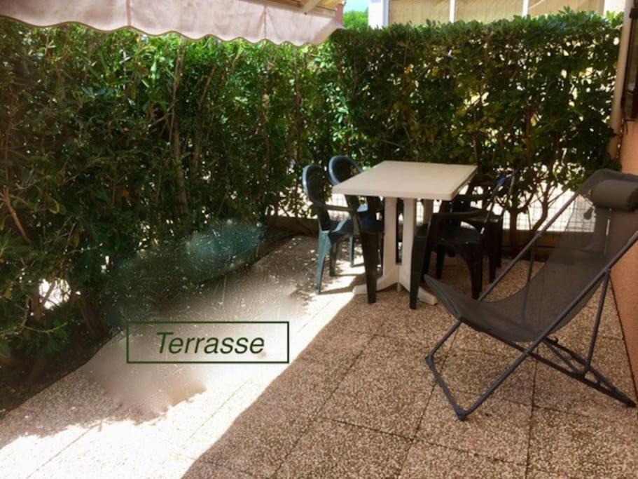 Maisonnette, 5 Pers, 500M Plage, Parking, Terrasse Agde Luaran gambar